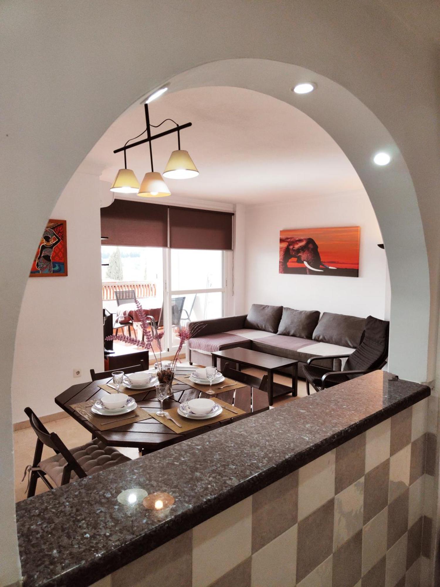2Bdr Sunny Apartment With Pool And Private Parking In เบนัลมาเดนา ภายนอก รูปภาพ